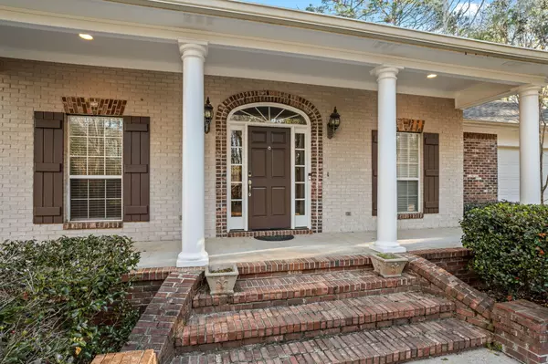 Hattiesburg, MS 39402,2 Longstone