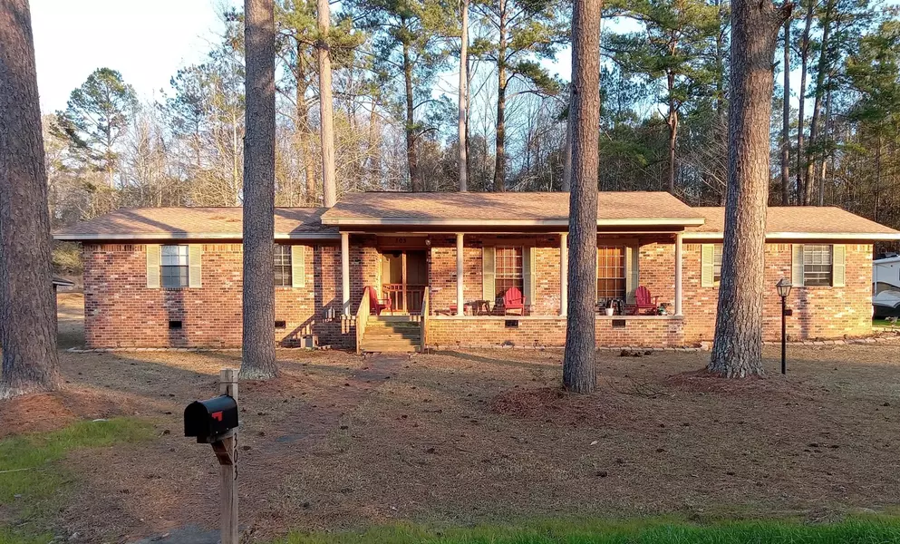 303 Garden Ln., Petal, MS 39465