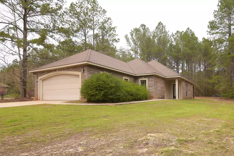 16 John David Dr., Purvis, MS 39475