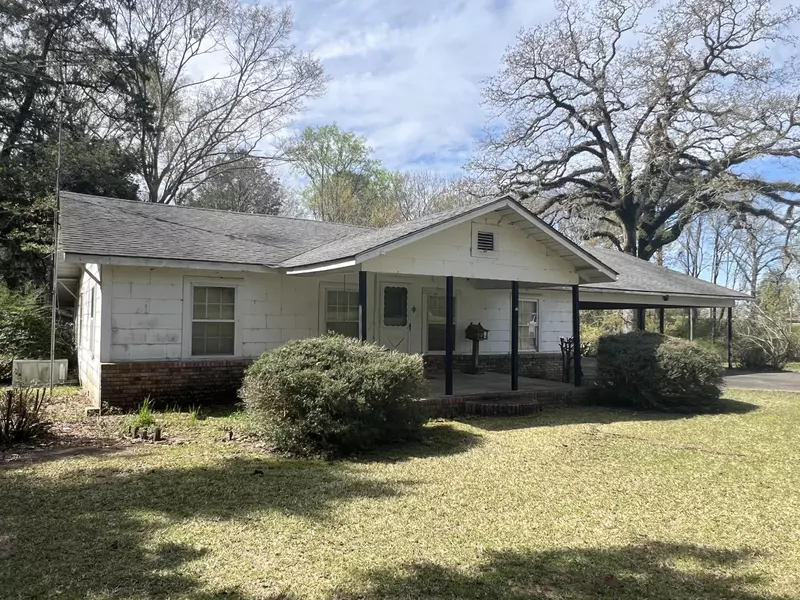 658 Joe Perrett Rd, Laurel, MS 39443