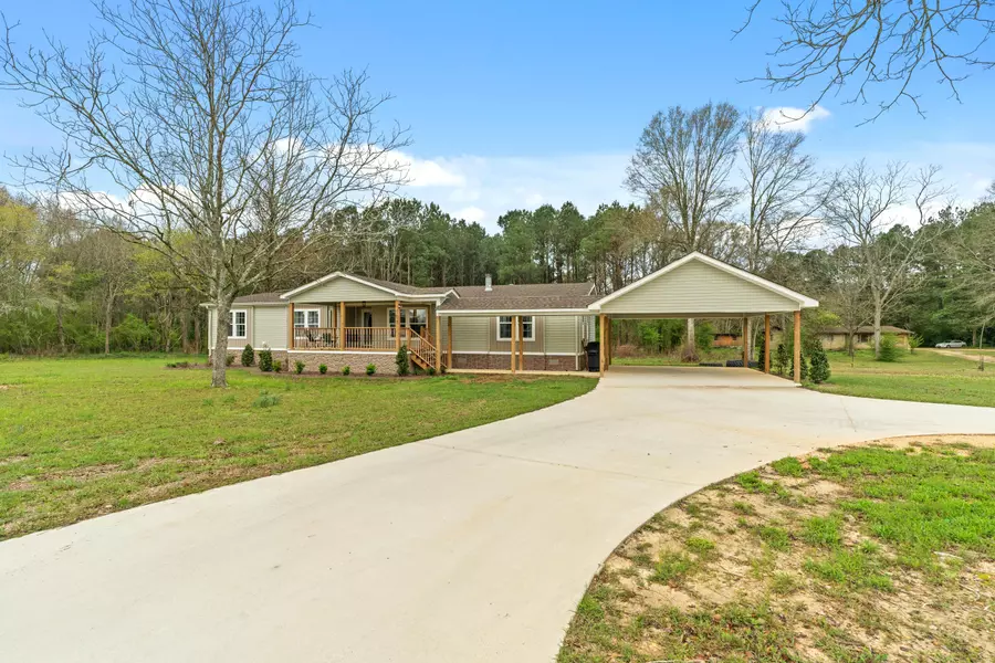 179 Loftin Rd., Laurel, MS 39443