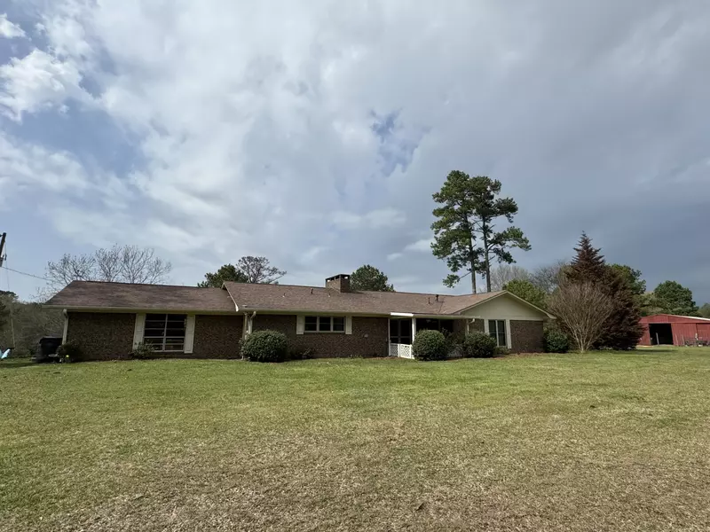 383 Co Rd 155, Stringer, MS 39481