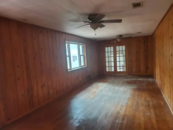 Leakesville, MS 39451,907 Pine Level Rd.