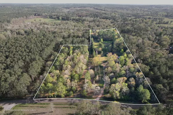 575 Pine Burr Rd. Lumberton, MS 39455