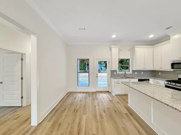 Magee, MS 39111,200 NW Dolly Ln.