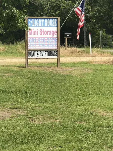 1729 Ceasar, Carriere, MS 39426