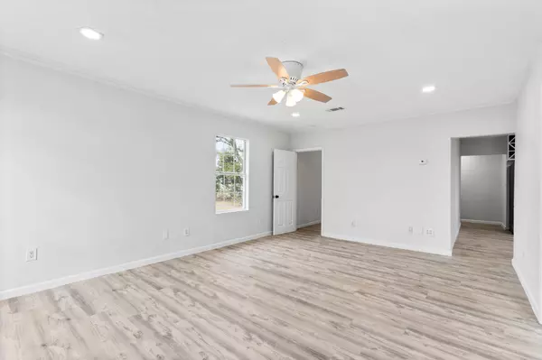 Biloxi, MS 39530,412 Fayard St.