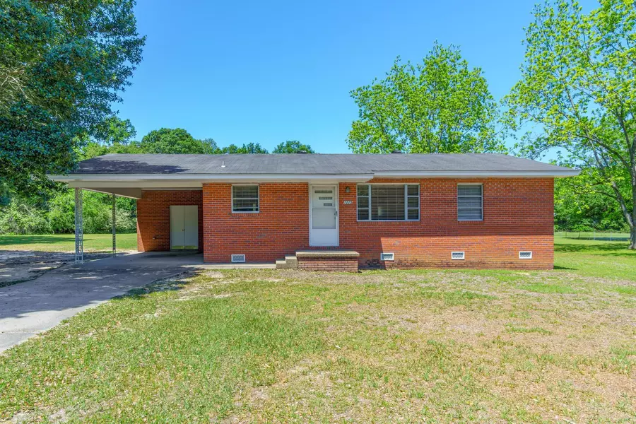 1225 Old Richton Rd., Petal, MS 39465