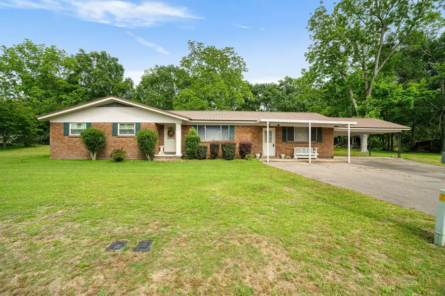 32 Katie St., Purvis, MS 39475