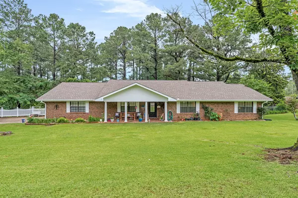 Laurel, MS 39440,2727 Pecan Ridge Dr.