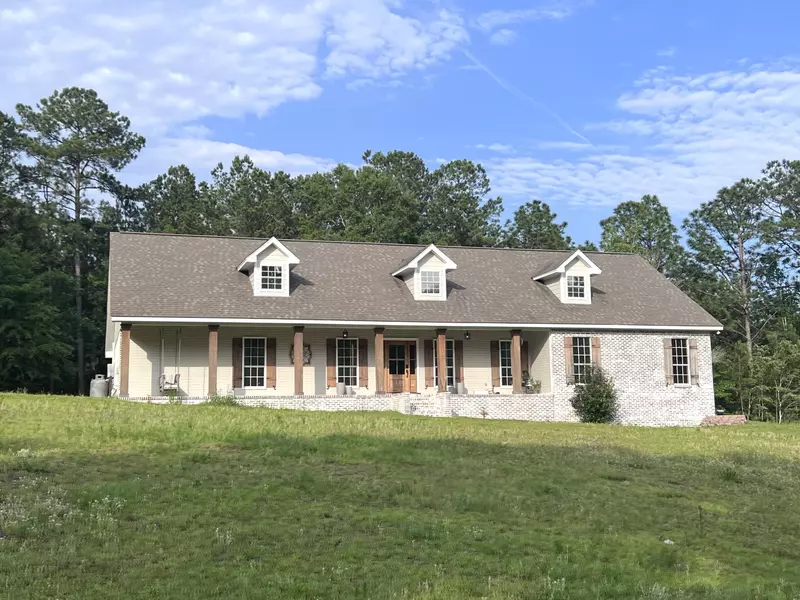 33 Green Bay Dr., Petal, MS 39465