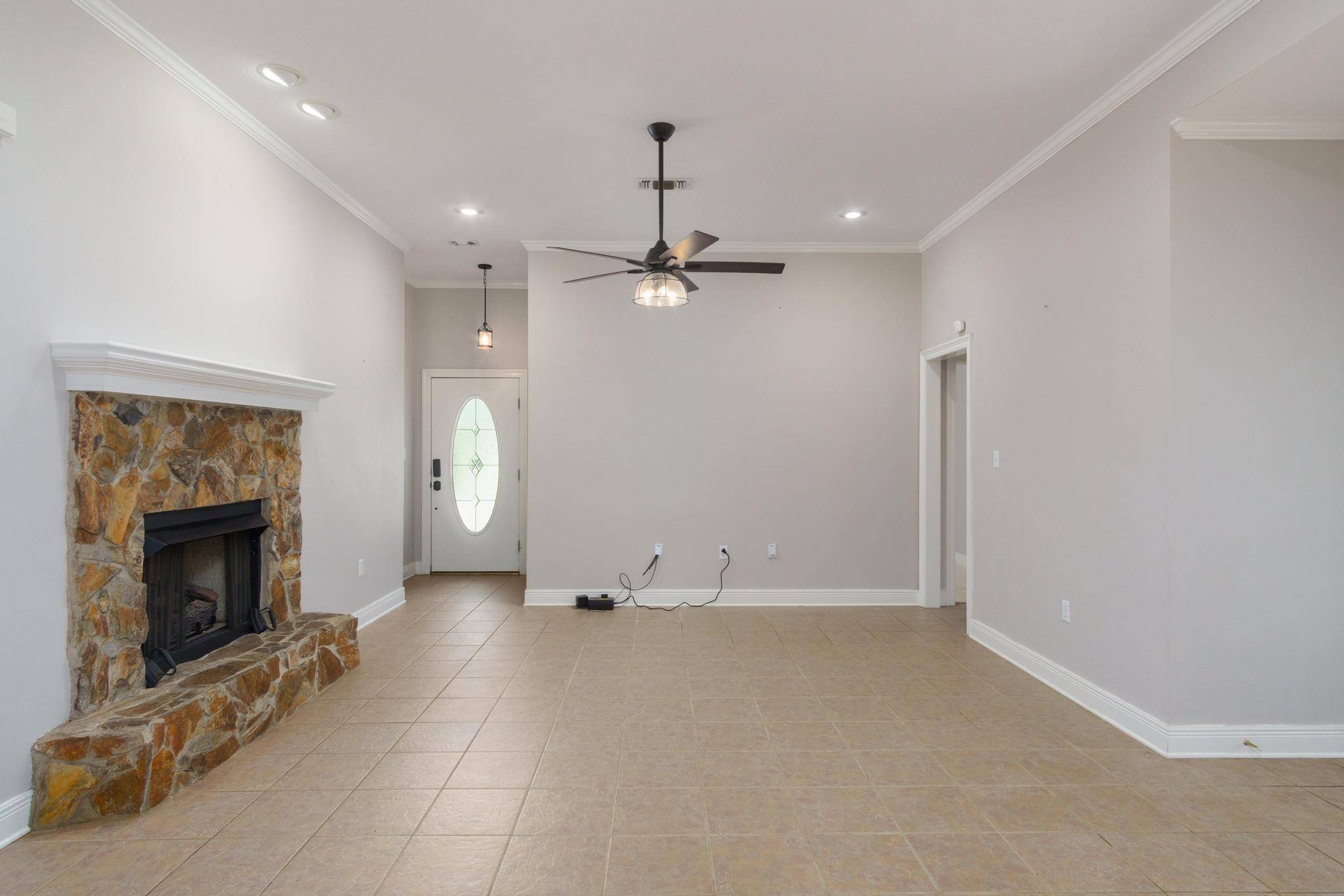 Hattiesburg, MS 39401,45 Robert E Lee