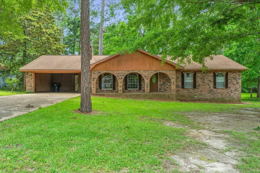 109 Tall Pines Dr., Hattiesburg, MS 39402