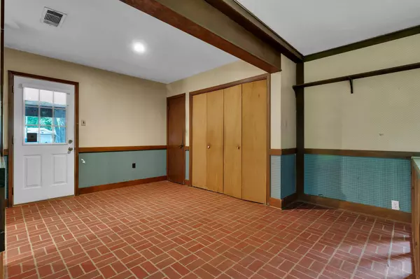 Hattiesburg, MS 39402,109 Tall Pines Dr.