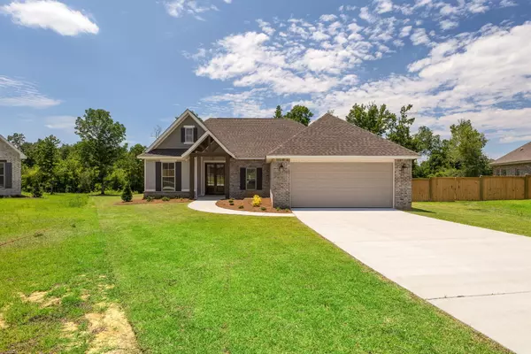 35 Dora Ln., Hattiesburg, MS 39402