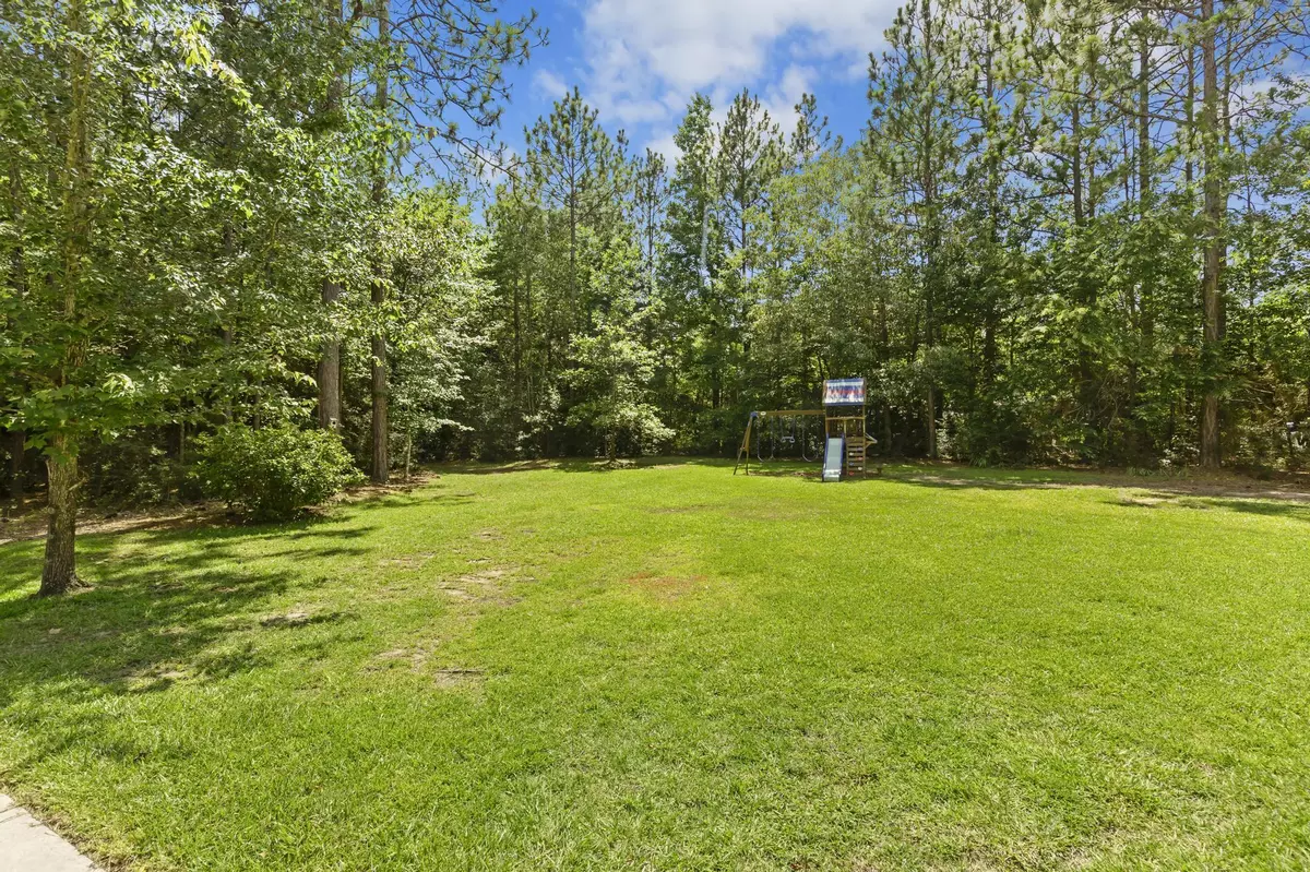 Petal, MS 39465,113 Panther Dr.