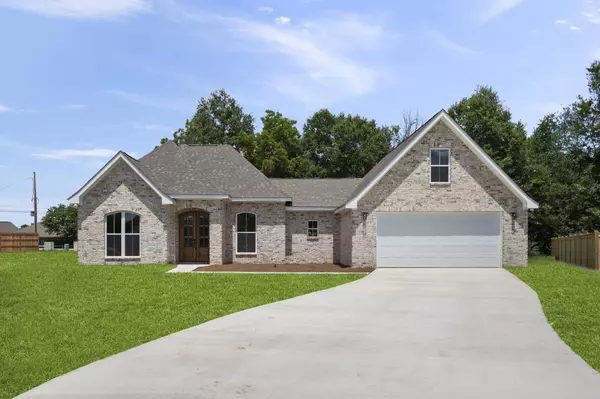 9 Berwick, Petal, MS 39465