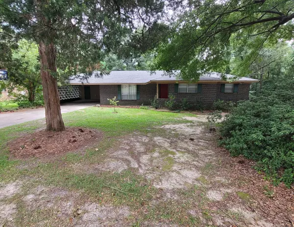 107 Sherry Lynn Dr., Petal, MS 39465