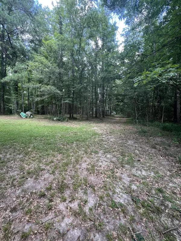 Columbia, MS 39492,0 S Hwy 43