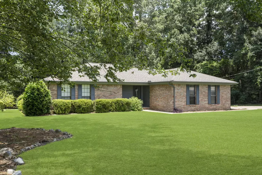 548 Indian Springs Rd., Petal, MS 39465