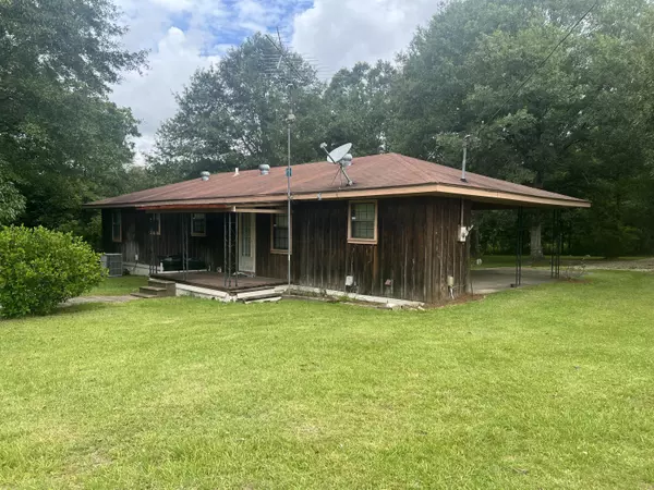 Lumberton, MS 39455,402 Ed Reid Rd.