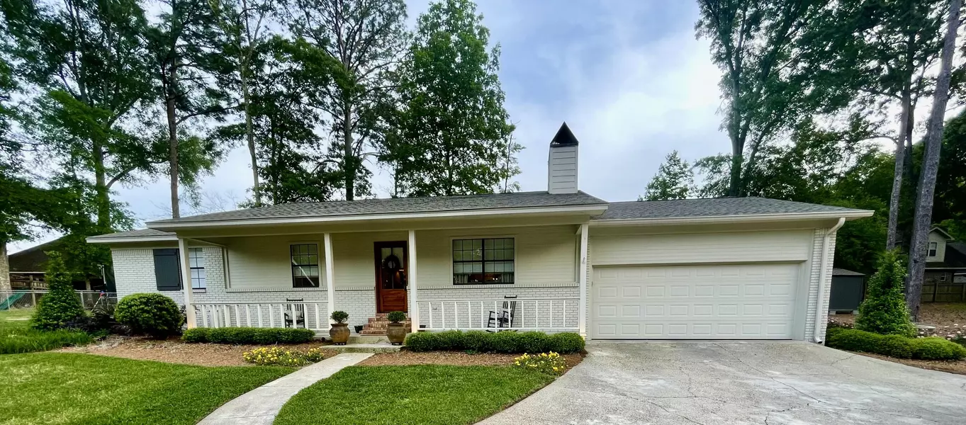 19 Acorn Pl, Hattiesburg, MS 39402