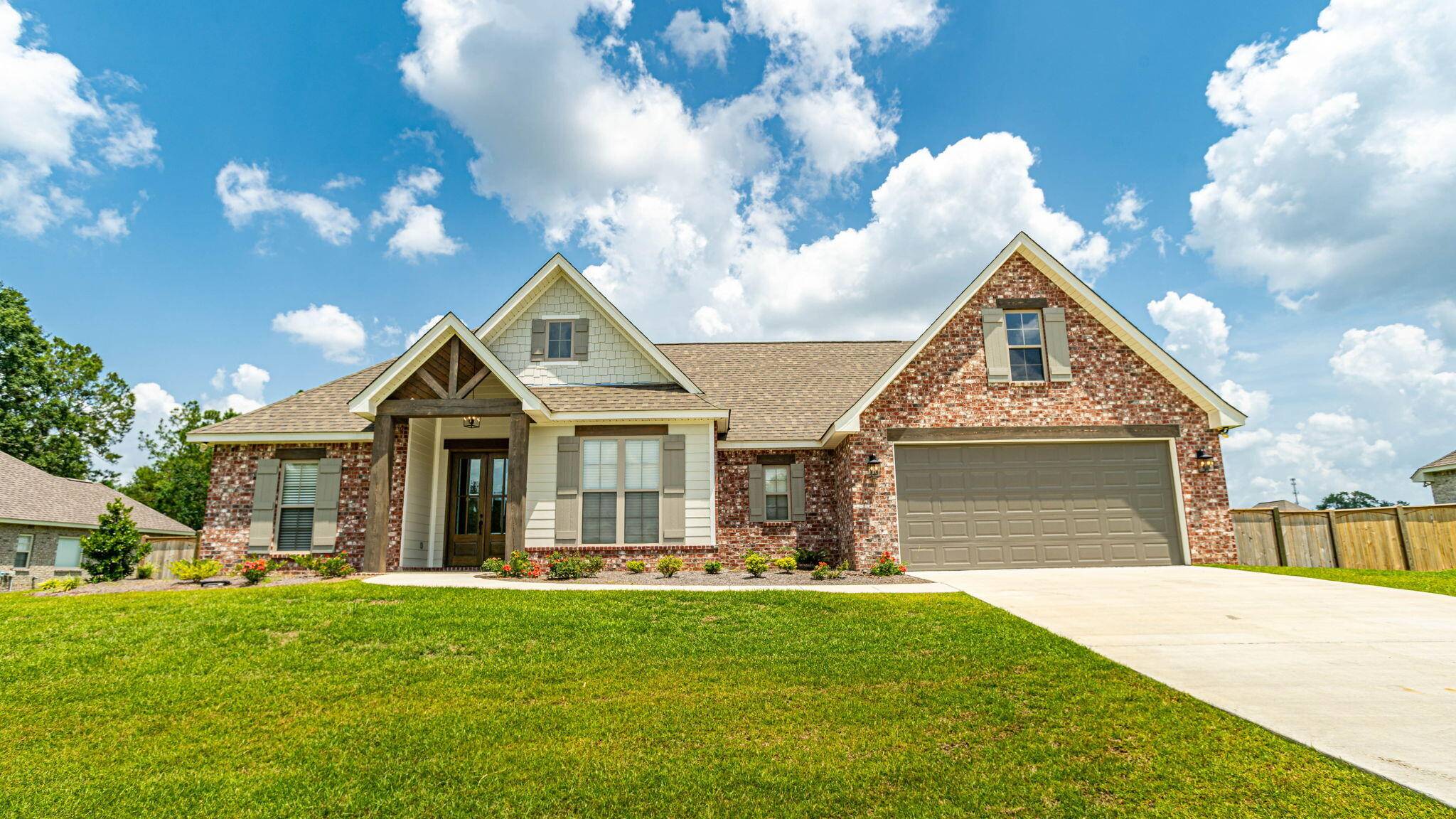 Hattiesburg, MS 39402,11 Steerforth Dr.