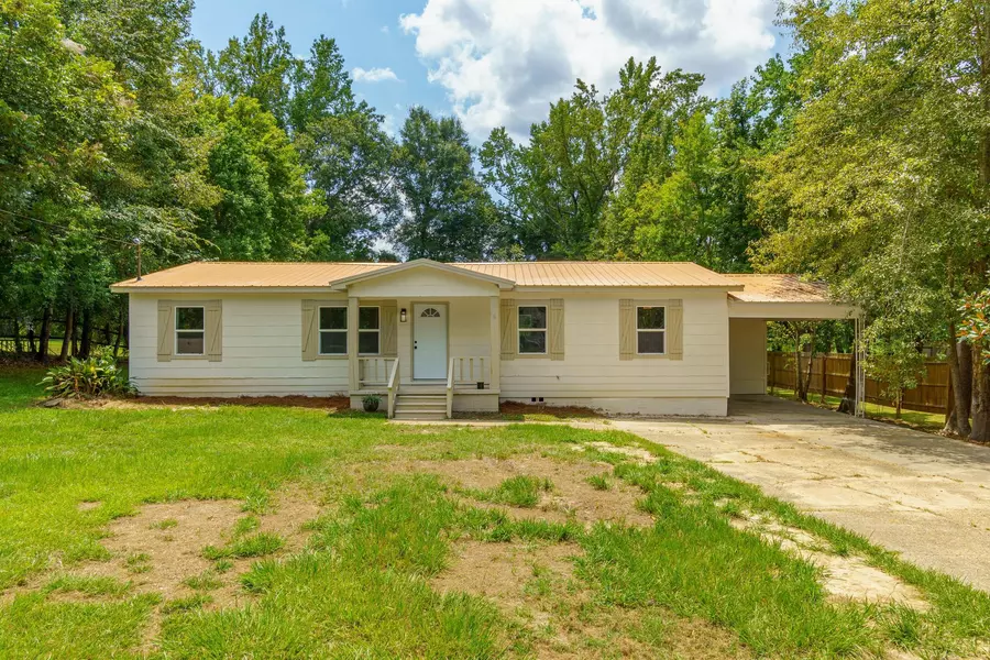 703 W Main St., Sandersville, MS 39477