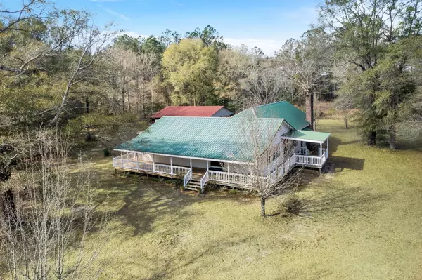 4055 Riverside Rd., State Line, MS 39362