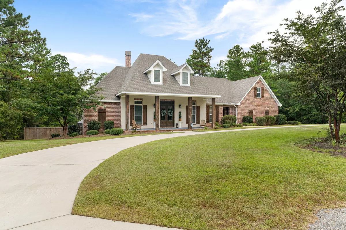 Petal, MS 39465,541 Longleaf Dr.