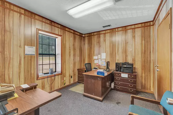 Louin, MS 39338,3362 MS-15