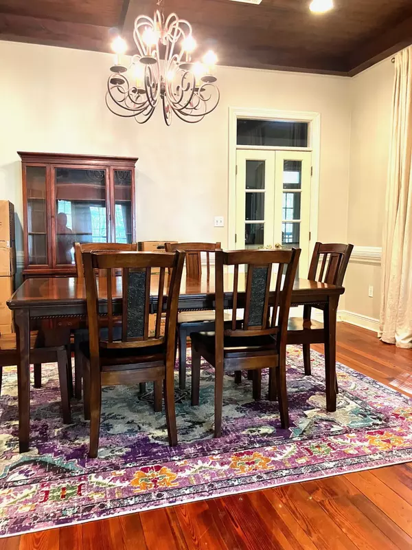 10 N Stoneridge Hattiesburg, MS 39402