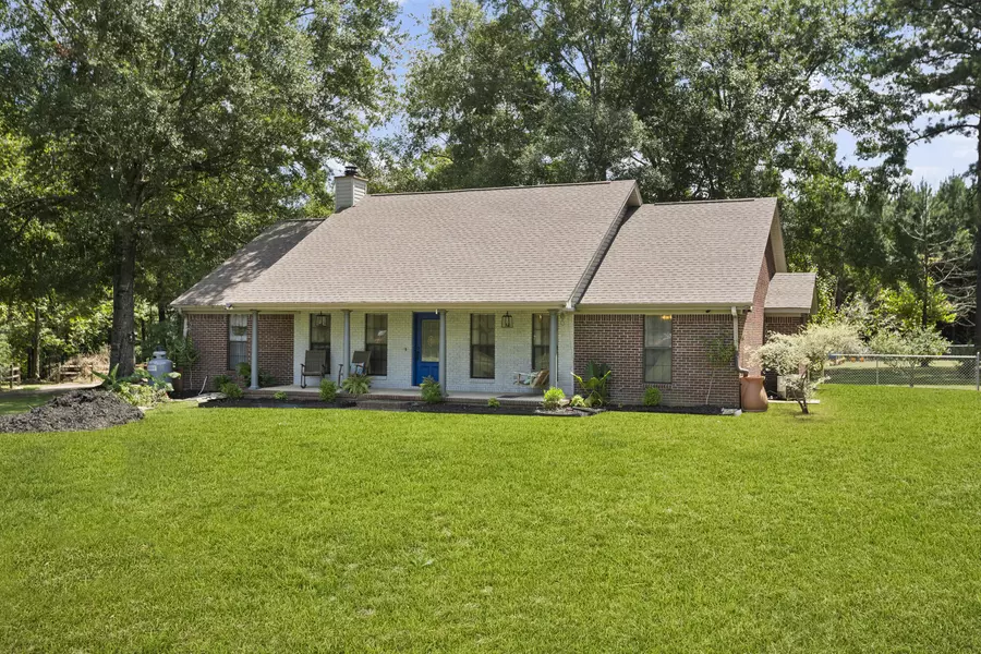 16 Shelton Cedar Rd., Moselle, MS 39459