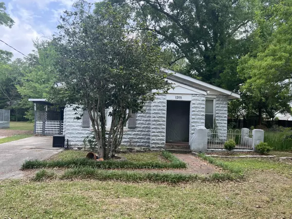 Columbia, MS 39429,1205 Gill St.