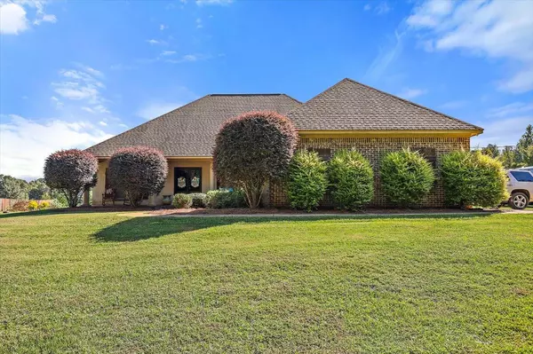 Magee, MS 39111,105 Madison Pl