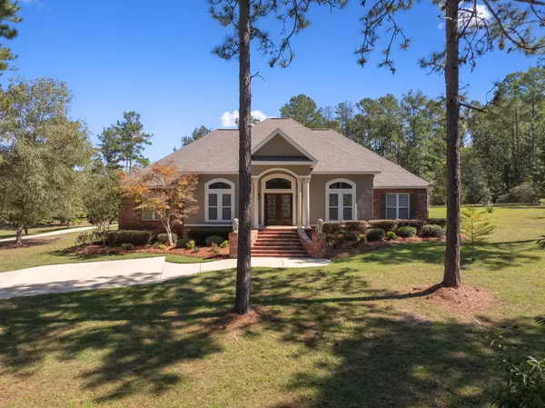 28 W Lake Rd., Hattiesburg, MS 39402