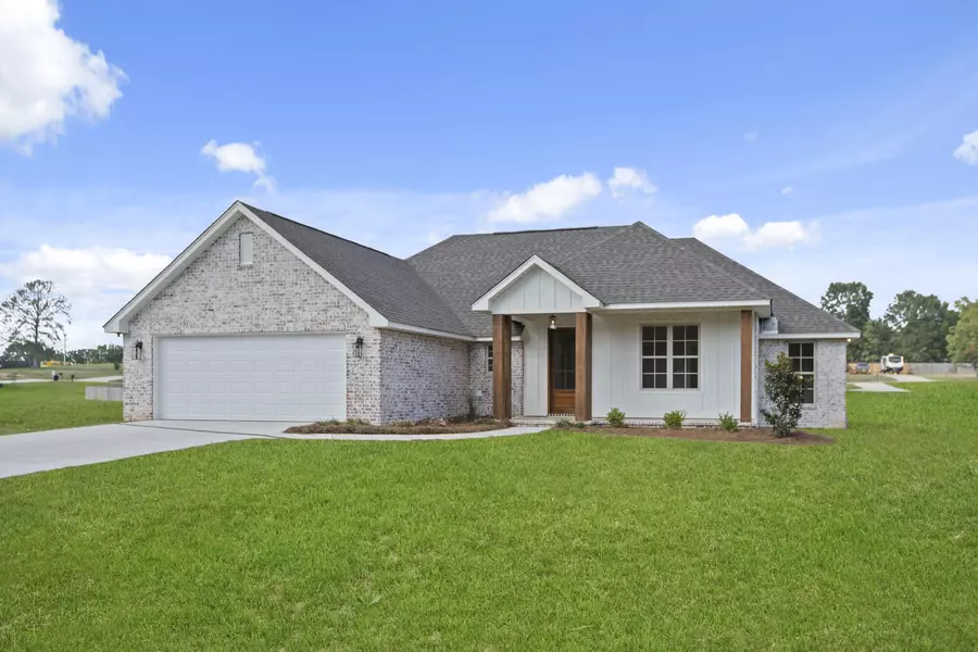 7 Kinsey Blvd., Sumrall, MS 39482