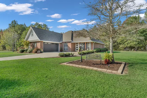 Petal, MS 39465,2 Pinnacle Point