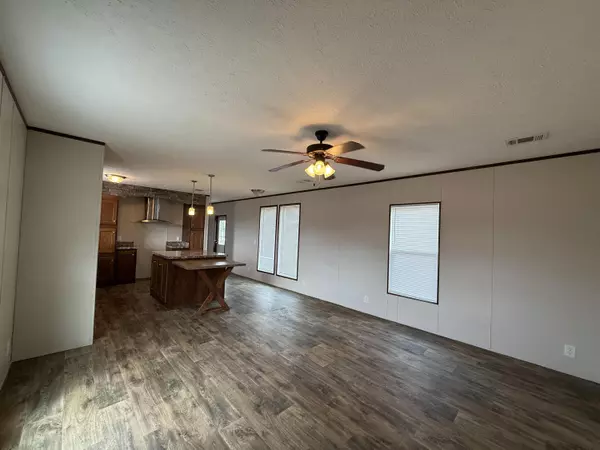 Mchenry, MS 39561,14 Shady Crk Dr.