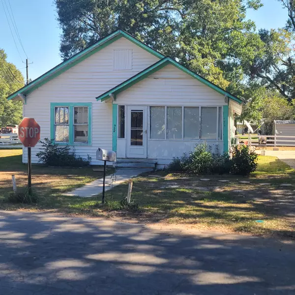 Columbia, MS 39429,924 Branton Ave.