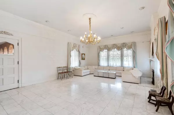 Hattiesburg, MS 39401,1002 W Pine