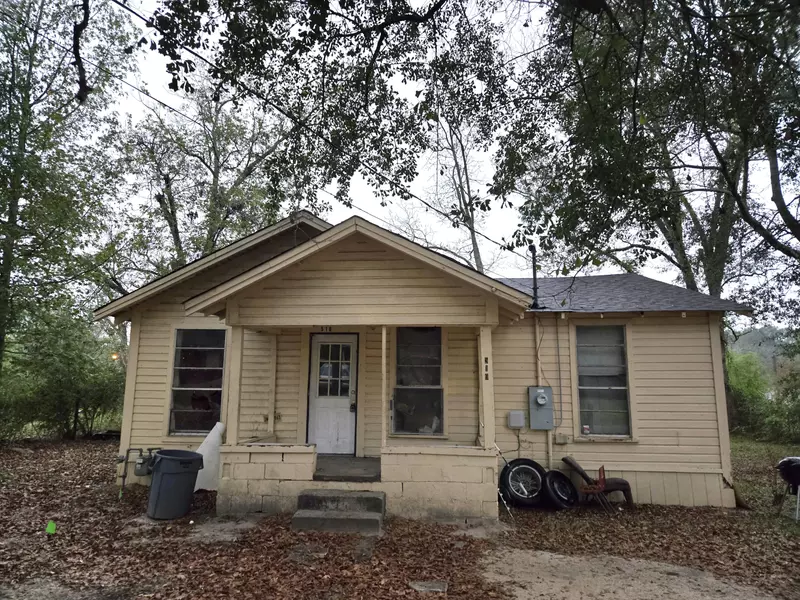 510 North St., Ellisville, MS 39437