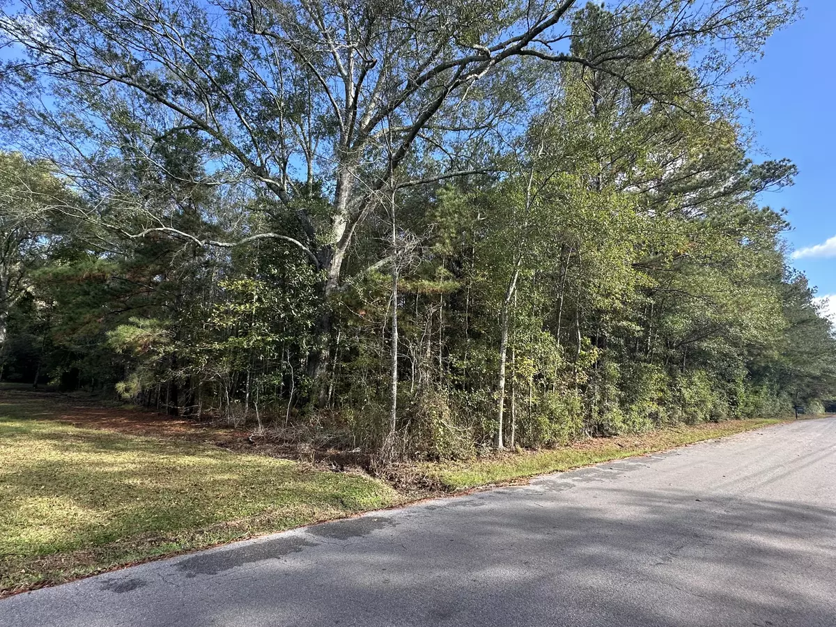 Laurel, MS 39443,00 Graham Dr.