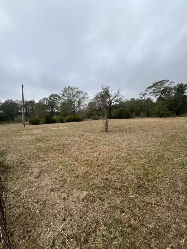 Wiggins, MS 39573,329 Magnolia