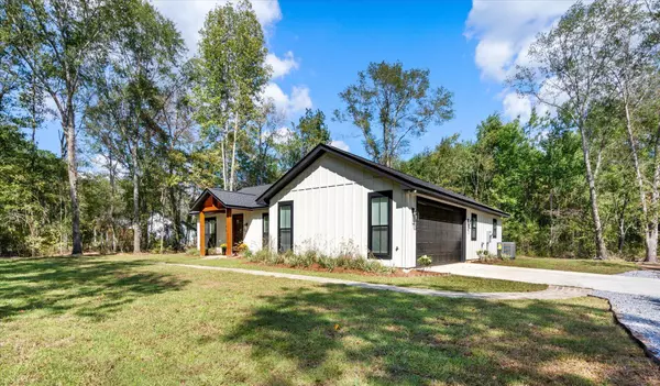 Moselle, MS 39459,2416 HWY 11 S