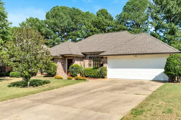 Brandon, MS 39047,1035 Bowsprit Ln.