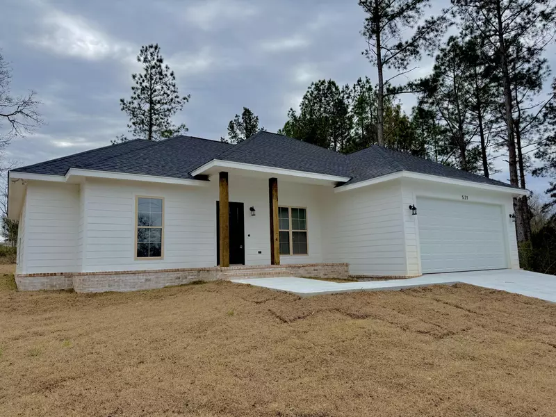 521 James St., Petal, MS 39465