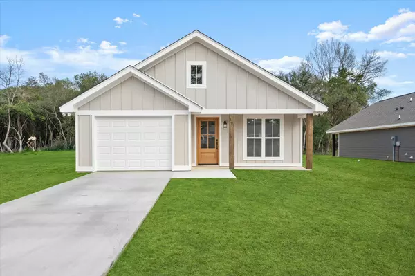 Petal, MS 39465,397 N George