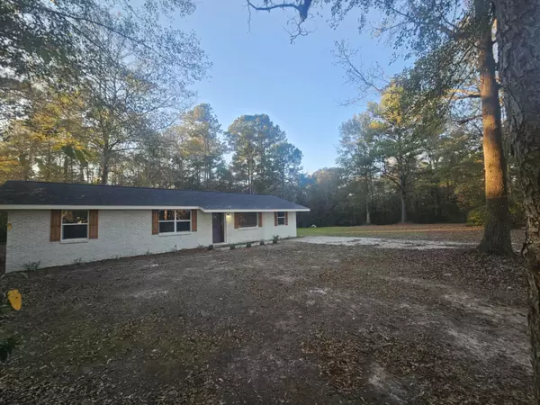 Petal, MS 39465,44 Moses Ln.