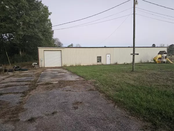 Richton, MS 39476,303 Freeman Rd.